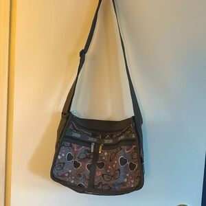 LeSportSac Crossbody RARE Sunglasses Expandable Bag Purse, NWOT